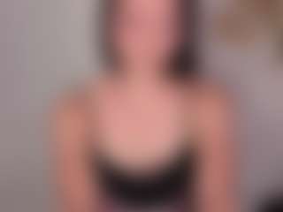 Sweet Sofie's Live Sex Cam Show