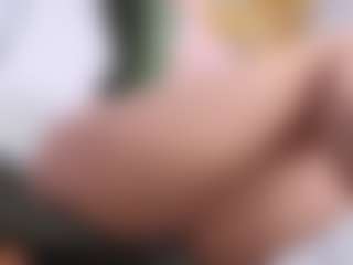 Live cam show with Sweet Sofie - Athletic Shaved Pussy on hrnylive.com
