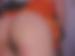 Live cam show with Sweet Sofie - Athletic Brown Eyes on Dolls Live