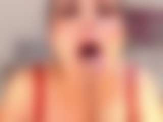 yummy's Live Sex Cam Show