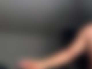 candy-sam28's Live Sex Cam Show