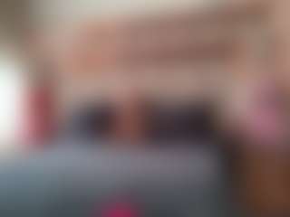 candy-sam28's Live Sex Cam Show