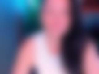 Live cam show with anamills - College MILF on CamwithHer