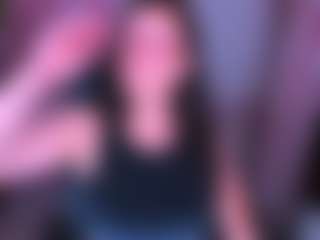 Live cam show with anamills - Pretty on Camsoda