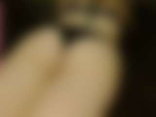 Live cam show with victoria-97 - Glasses on Milfs Live