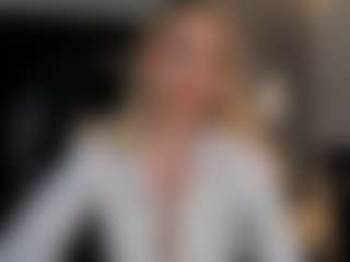 Live cam show with StaceyWood - Thong on Gym Cam Girls