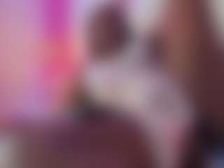 latinwondercockts's Live Sex Cam Show