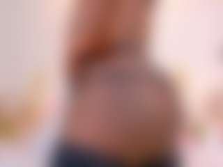 Live cam show with latinwondercockts - Facial Piercings on Gym Cam Girls