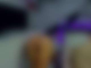 almafancy MILF webcam performer live streaming