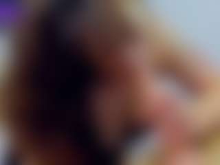 Live cam show with almafancy - Messy on Free Soda
