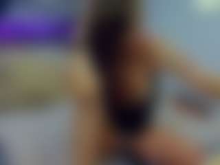 almafancy's Live Sex Cam Show