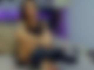 almafancy MILF webcam performer live streaming