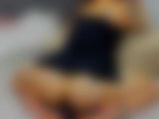 almafancy's Live Sex Cam Show