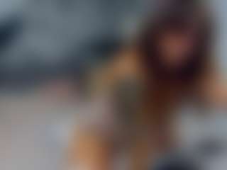 Live cam show with almafancy - Brown Hair MILF on Dare Cams