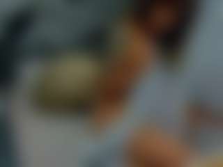 almafancy's Live Sex Cam Show
