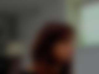 almafancy MILF webcam performer live streaming