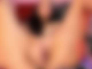 Live cam show with Arabella Swan - Asian Amateur on Milfs Live