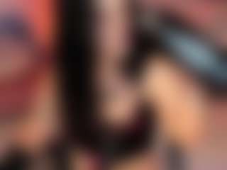 Live cam show with Arabella Swan - Cowgirl on sexylive.show