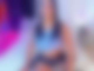 lolaonline's Live Sex Cam Show