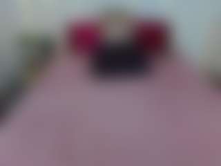 Live cam show with mariannasmily - Blonde Hair on AdultVida.com