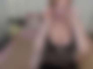 Live cam show with mariannasmily - Blonde Hair on Camsoda