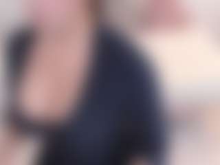 Live cam show with APRIL-ROSES - Cosplay BBW on crypto-cams