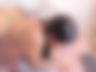 Live cam show with APRIL-ROSES - BBW on Pornisteam.com