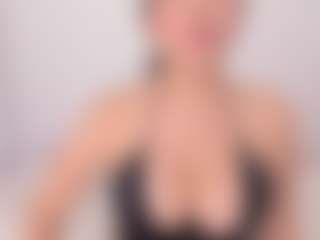 APRIL-ROSES's Live Sex Cam Show
