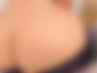 APRIL-ROSES's Live Sex Cam Show