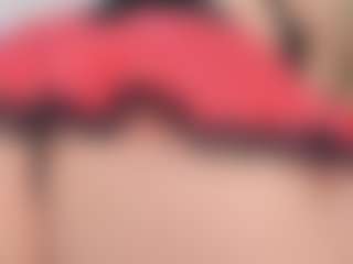 Live cam show with APRIL-ROSES - BBW Amateur on Camsoda