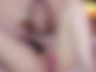 Live cam show with Nicole - Average on Camsoda