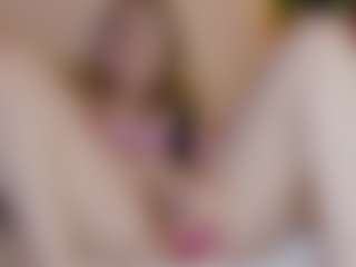 Live cam show with Nicole - Blue Eyes on Mixed Magazine Live