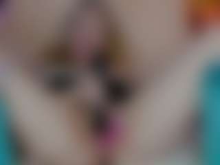 Live cam show with Nicole - Squirt on slutload