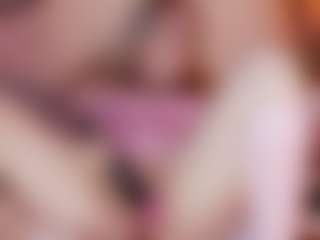 Nicole MILF webcam performer live streaming
