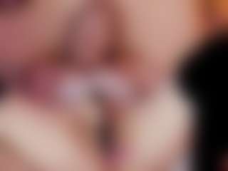 Live cam show with Nicole - Blue Eyes on Sweet Sext