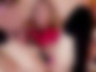 Live cam show with Nicole - Mature on galaxygirlnitro.com
