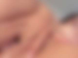 andrea-gomezz's Live Sex Cam Show