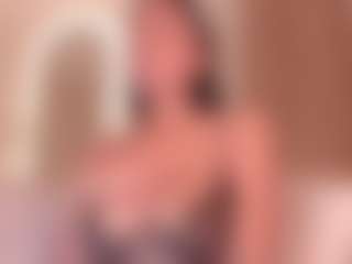Live cam show with ASHLEY - Gagging on xxxlivecams.org