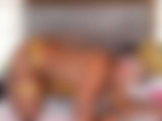 Live cam show with Hanna - Small Tits on Camsoda