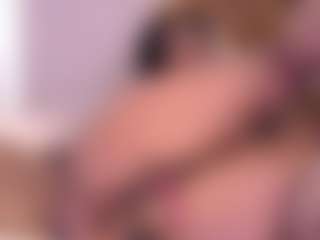 Live cam show with Jane Ebony - Interactive on Camsoda
