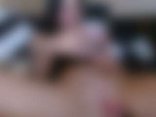 Juicy Lucie's Live Sex Cam Show