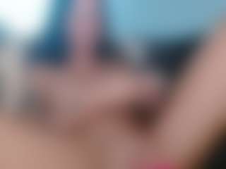 Juicy Lucie's Live Sex Cam Show