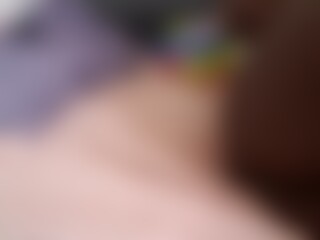 Live-Cam-Show mit StraberryCakez - Edge auf Camsoda