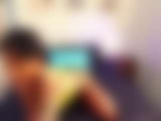 Lauren Saenz's Live Sex Cam Show