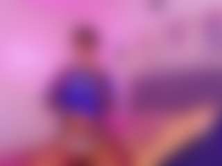 Lauren Saenz's Live Sex Cam Show
