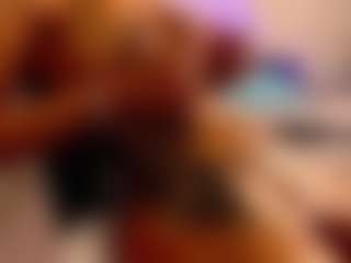 Lauren Saenz's Live Sex Cam Show