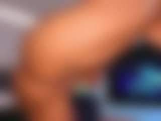 Lauren Saenz's Live Sex Cam Show