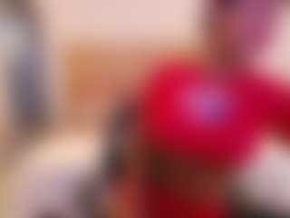 Lauren Saenz's Live Sex Cam Show