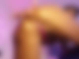 Lauren Saenz's Live Sex Cam Show
