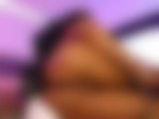 Lauren Saenz's Live Sex Cam Show